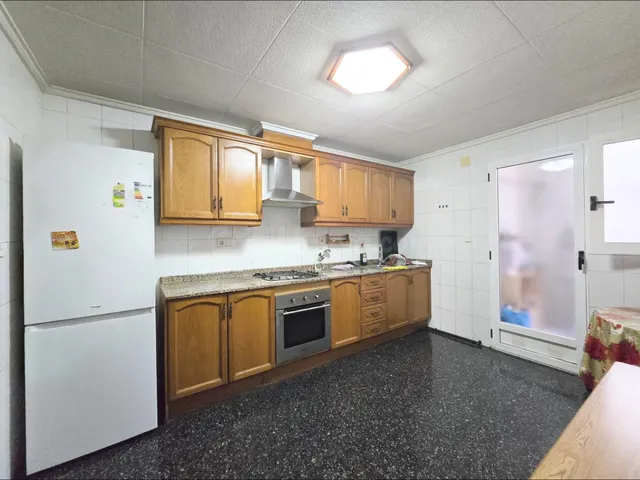 Piso en Aspe - foto 3