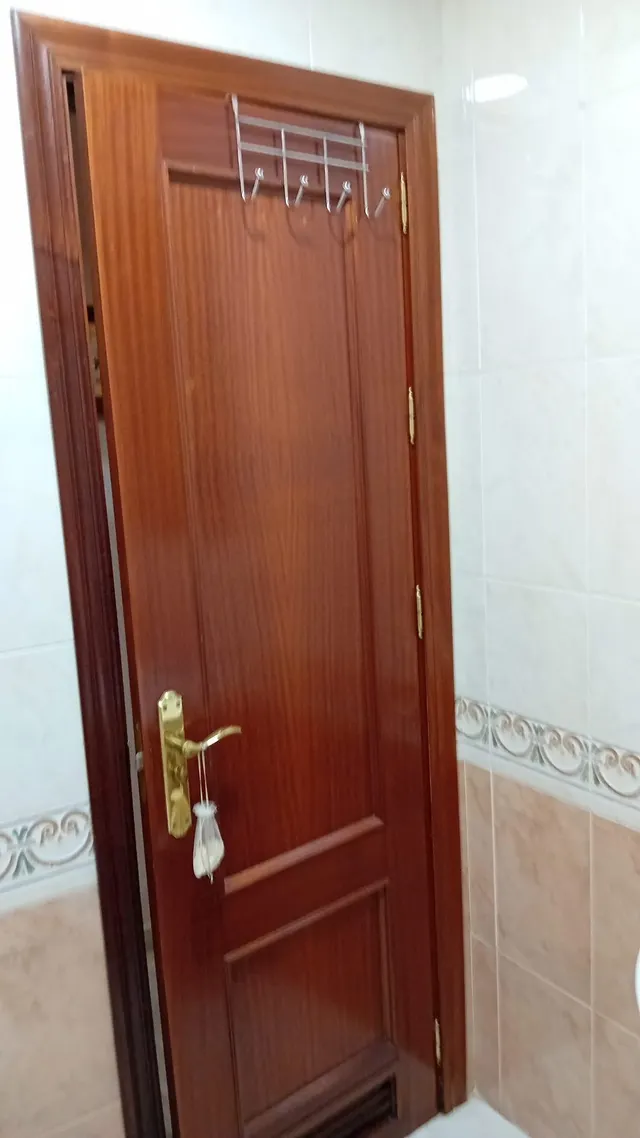 Centro San Vicente, calle Torneo, junto al Río. Excelente apartamento amueblado se alquila. Ascensor. — 15
