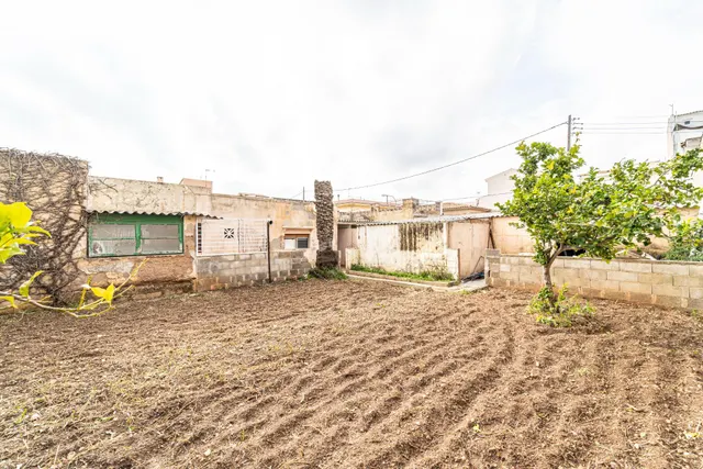 Céntrico solar de 466m2 en Cala Ratjada — 4