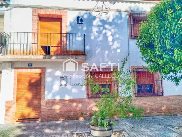 VIVIENDA DISPONIBLE EN CINCO CASAS Sin cobrar comisión al co