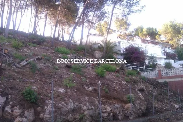 Terreno urbanizable en Can Rovira-Vallirana — 2