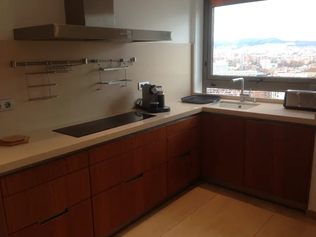 PISO ALTO CON VISTA PANORAMICAS AL MAR Y A LA CIUDAD — 5