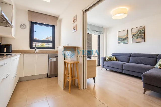 PISO DE 4 habitaciones EN EL CENTRO DE REUS — 10