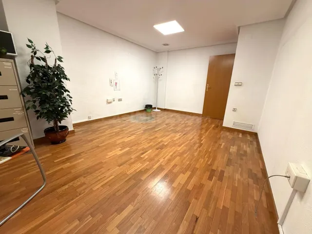 Gran piso de 150 m2 en el centro: ¡Alta rentabilidad para inversión por habitaciones! — 5