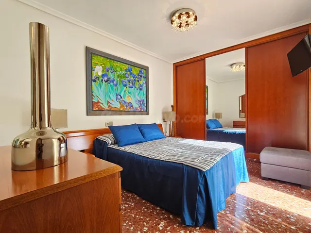 Piso de 3 dormitorios con terraza y garaje en San Vicente del Raspeig — 3