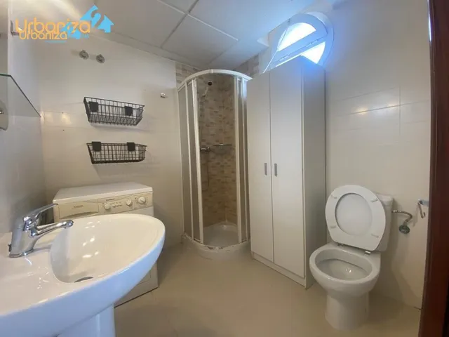BONITO APARTAMENTO EN RONDA SUR PARA ENTRAR A VIVIR DE 1 DORMITORIO CON TRASTERO — 11