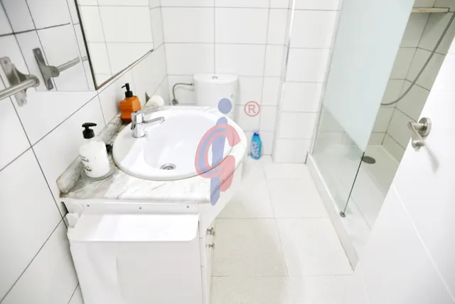 Oportunidad en el centro: 120 m2, 4 dormitorios y terrazas con vistas al mar — 35
