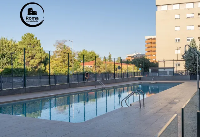 Moderno Apartamento Nuevo en el Campus de la Salud - Granada — 36