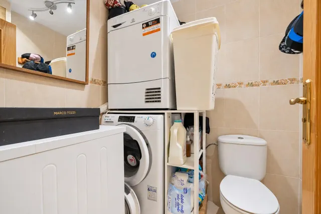 Amplio piso de 2 dormitorios y 2 baños con parking en Campos — 17