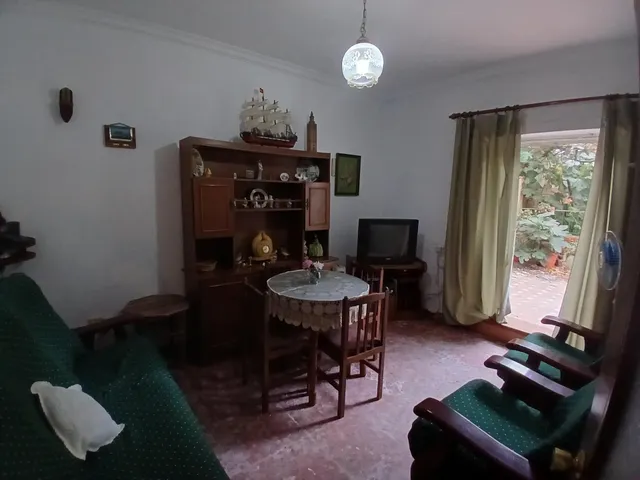 Gran finca urbana en el centro. — 16