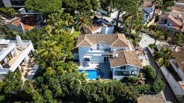 Chalet 3 habitaciones 346m² en venta - Marbella — 16