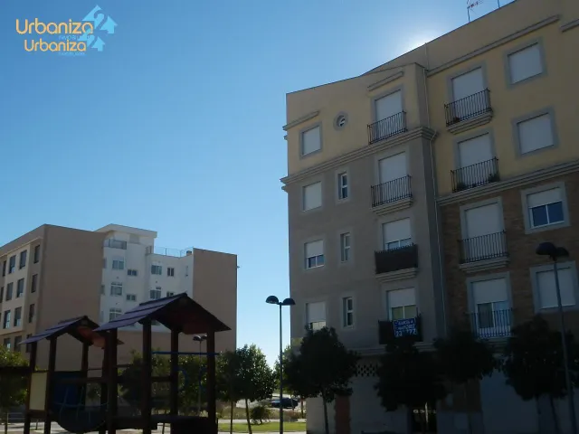 BONITO APARTAMENTO EN RONDA SUR PARA ENTRAR A VIVIR DE 1 DORMITORIO CON TRASTERO — 15