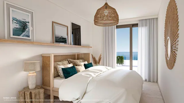 Ático de 2 dormitorios y 2 baños con vistas al mar. El Higuerón, Fuengirola — 11