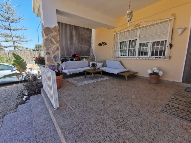 Chalet urbano en san vicente del raspeig – 1.500 m2 de parcela, piscina y zona de barbacoa — 7