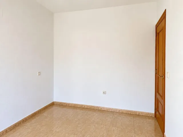 Dúplex de 3 dormitorios en primera línea de playa con vistas al mar en orihuela costa — 14
