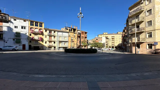 Casa de inversión en calle añisclo.Barbastro — 28