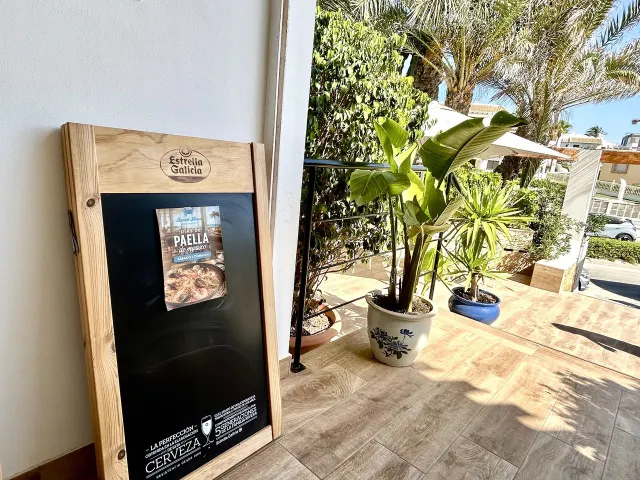 Local comercial 250m² en venta - Cabo Roig — 45
