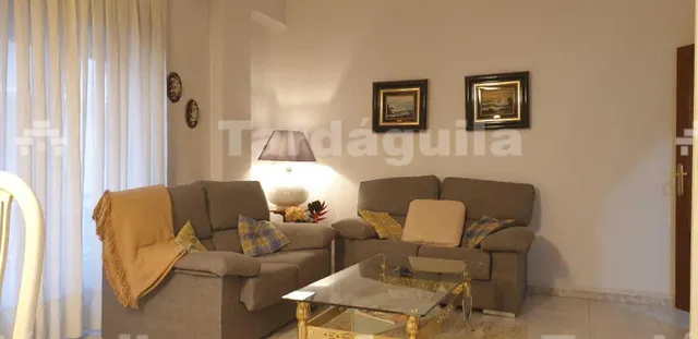 VIVIENDA DE 180 M2 EN LA PLAZA OESTE - foto 4