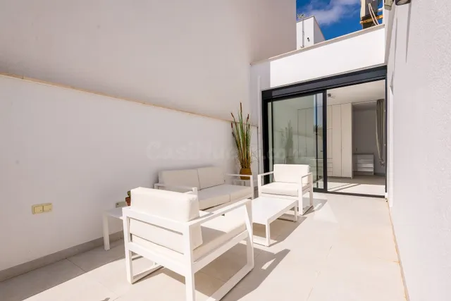 Villa de 4 dormitorios en San Pedro del Pinatar - foto 5