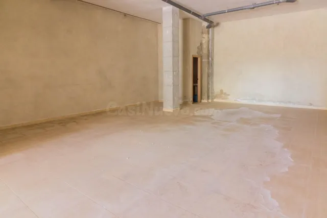 LOCAL COMERCIAL EN CALLOSA DE SEGURA. — 3
