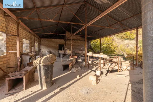 Estructura en venta en Monachil — 27