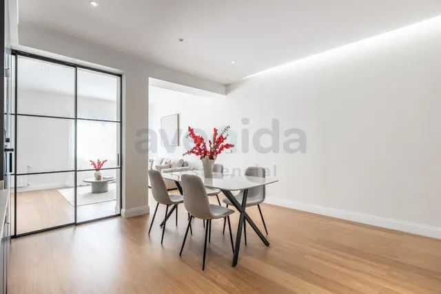 Exclusiva vivienda exterior en tercera planta — 7