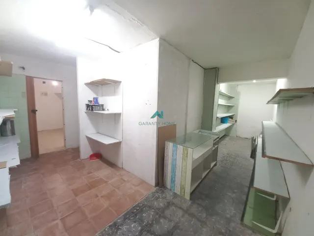 Se alquila local comercial en Colindres — 18
