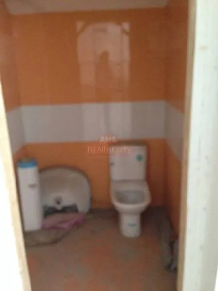SE ALQUILA LOCAL COMERCIAL ZONA BARRIO PILAR — 6