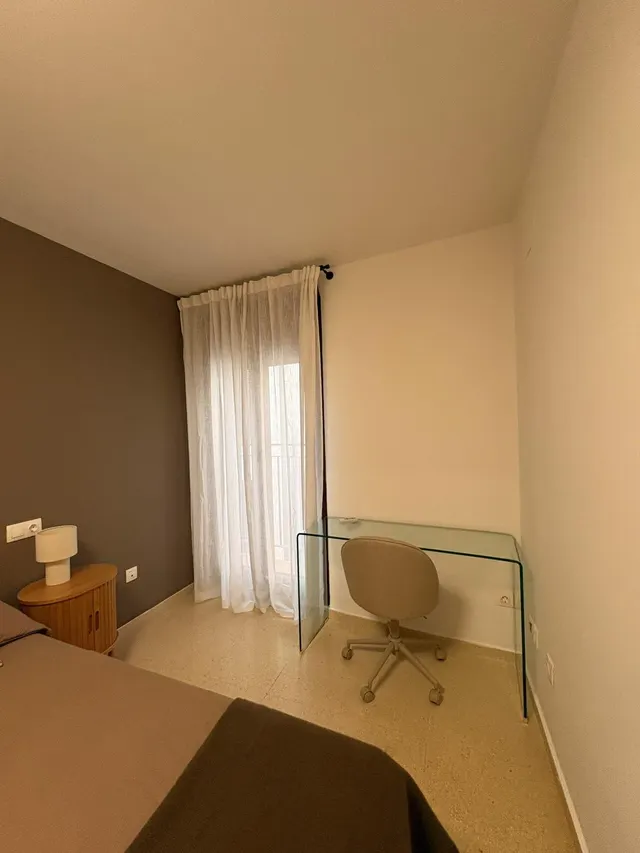 APARTAMENTO REFORMADO CON GARAJE — 18