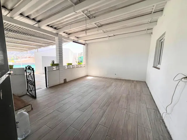 CHALET RUSTICO + APARTAMENTO DE INVITADOS, GARAJE, BUEN ACCESO, AIRE ACONDICIONADO — 3