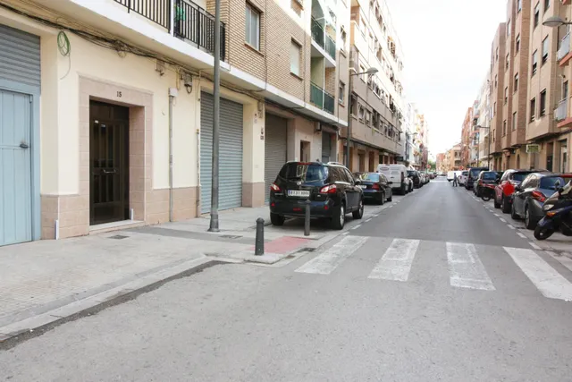 Amplia vivienda de 4 habitaciones en zona cervantes – Alaquàs — 26