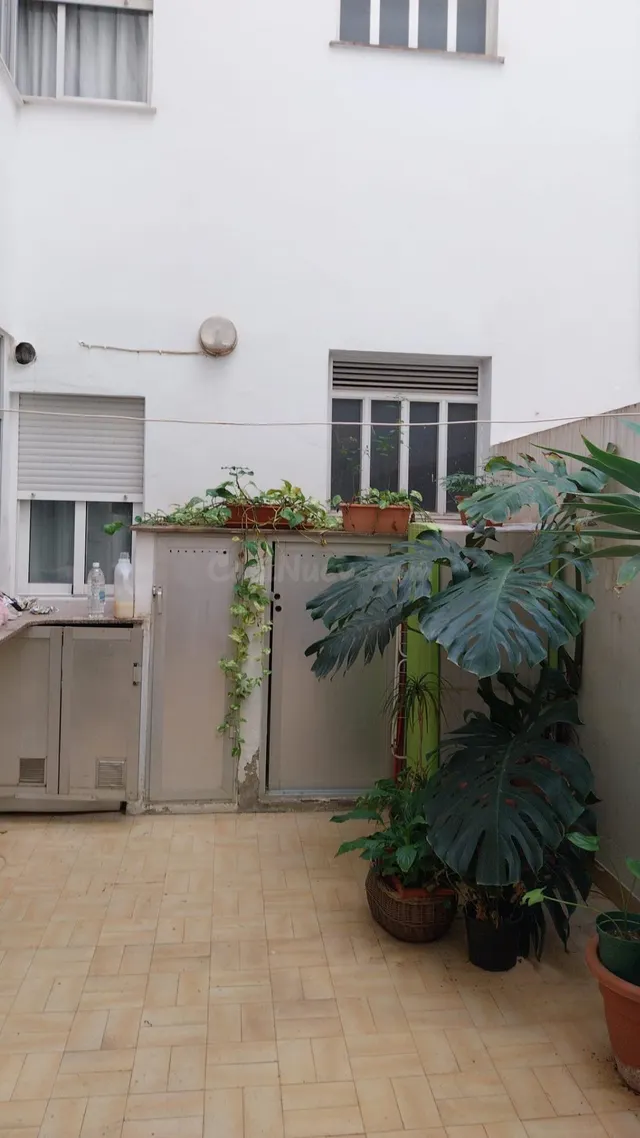 Oportunidad única: vivienda con balcón y galería privada - foto 5