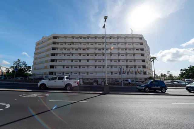 Atractivo apartamento en una ubicación céntrica de Playa del Inglés – con vistas a la piscina — 41