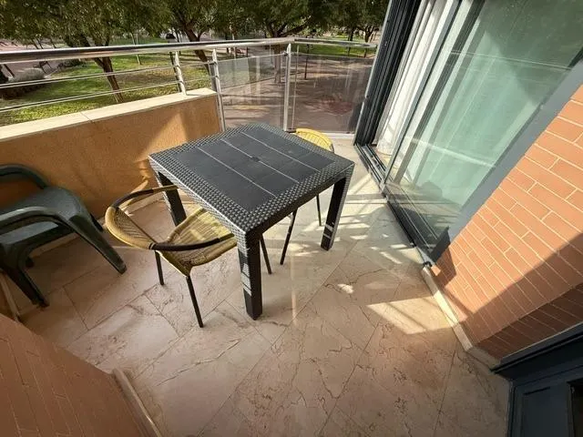 Alquiler apartamento amplio juan de borbon, 2 dormitorios, 2 baños, garaje , amueblado, luminoso — 6