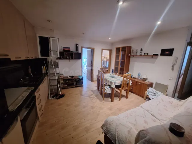 PISO CON 3 habitaciones Y BALCÓN EN POBLENOU — 5