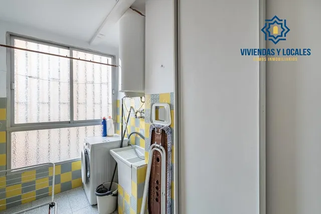 MAGNIFICA VIVIENDA EN LAS FLORES - CAMINO DE RONDA — 24