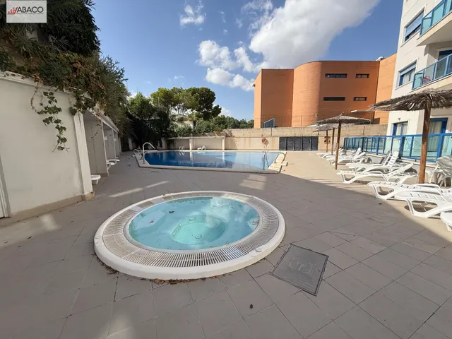 Ático con terraza de 140 m2 . — 32