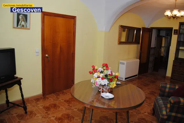 MUY CENTRICA VIVIENDA CON TERRAZA — 3