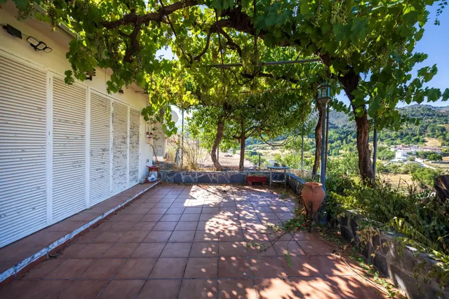 CASA REFORMADA CON TERRAZA Y VISTAS PANORÁMICAS EN TOCÓN DE QUÉNTAR — 23