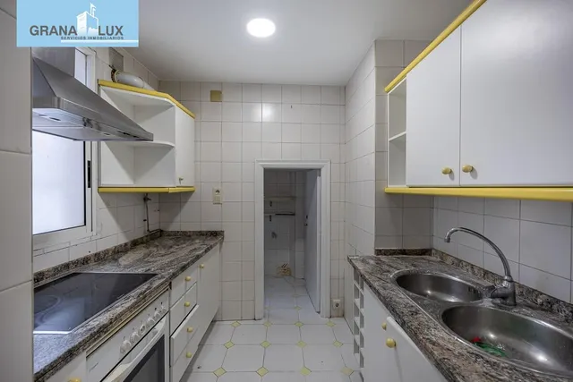 PISO JUNTO A RECOGIDAS — 14