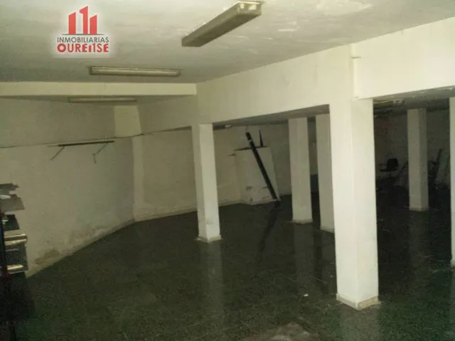 LOCAL COMERCIAL EN LA ZONA DE LAS LAGUNAS CERCA DEL CAMPUS. — 7