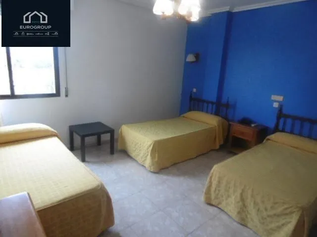 Se vende Hotel de 2 Estrellas , con 20 habitaciones en Murcia .www.euroloix.com — 14