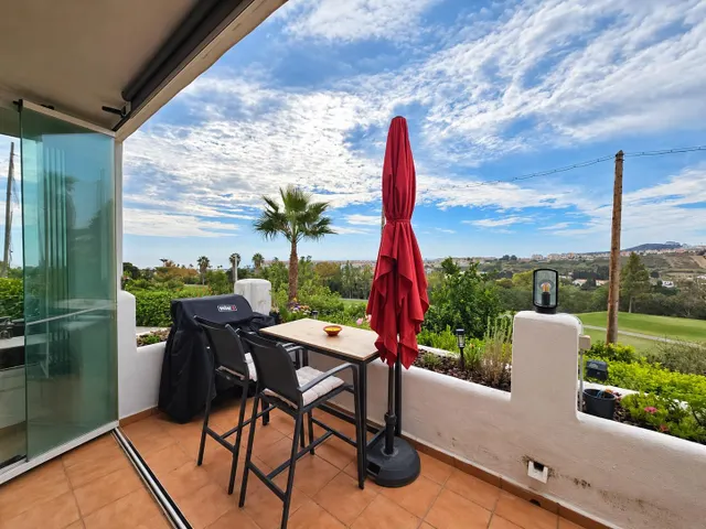 MAGNÍFICO APARTAMENTO DE 2 DORMITORIOS CON GRAN TERRAZA, JARDÍN PRIVADO Y VISTAS AL MAR Y AL GOLF – DOÑA JULIA, CASARES COSTA — 39