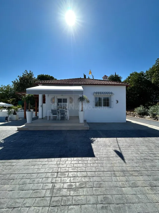 Impresionante Chalet recién reformado en Cártama - foto 5