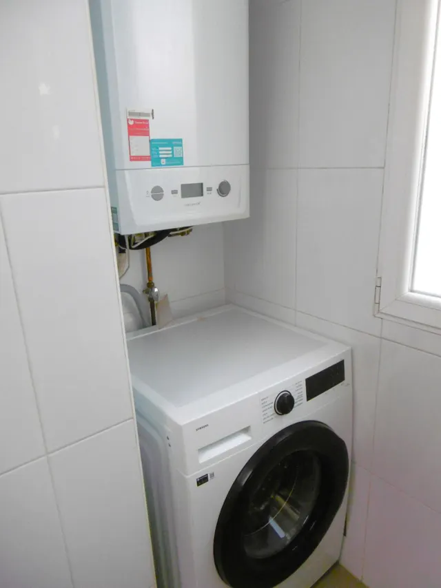 VIVIENDA DE 2 DORMITORIOS TOTALMENTE AMUEBLADA Y EQUIPADA — 15