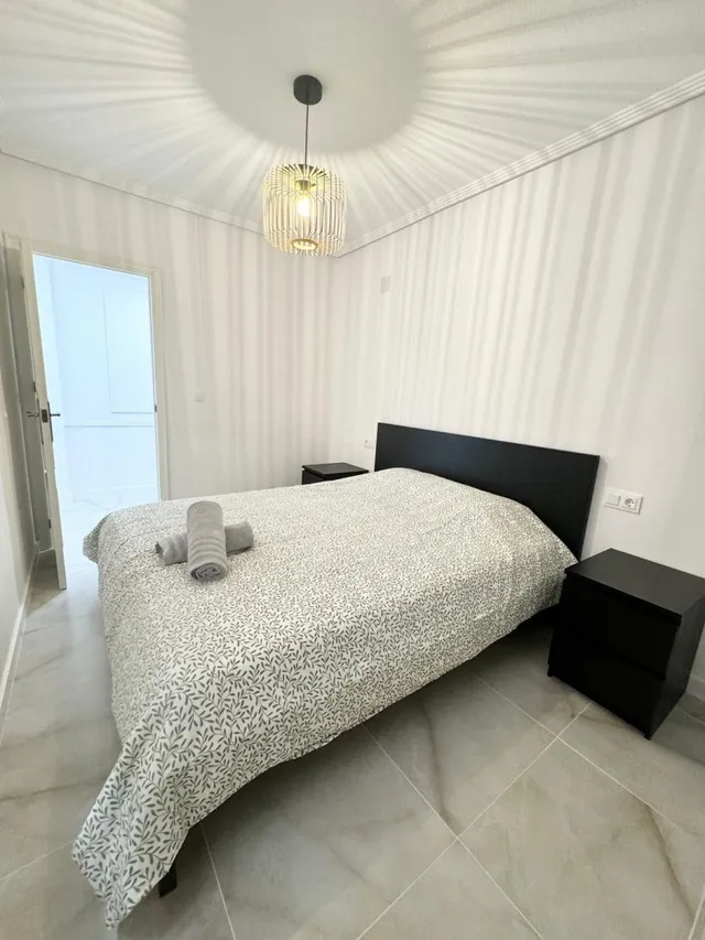 Apartamento luminoso 2 dormitorios en Torrevieja - Oportunidad única — 11