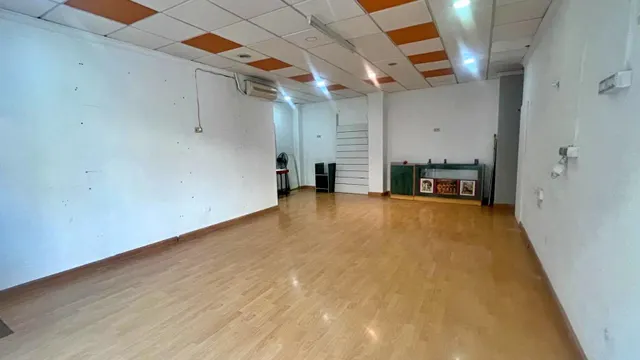 Local comercial en esquina en la mejor zona de Totana — 9