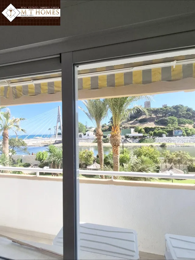 PISO JUNTO AL MAR CON VISTAS TOTALMENTE RENOVADO — 9