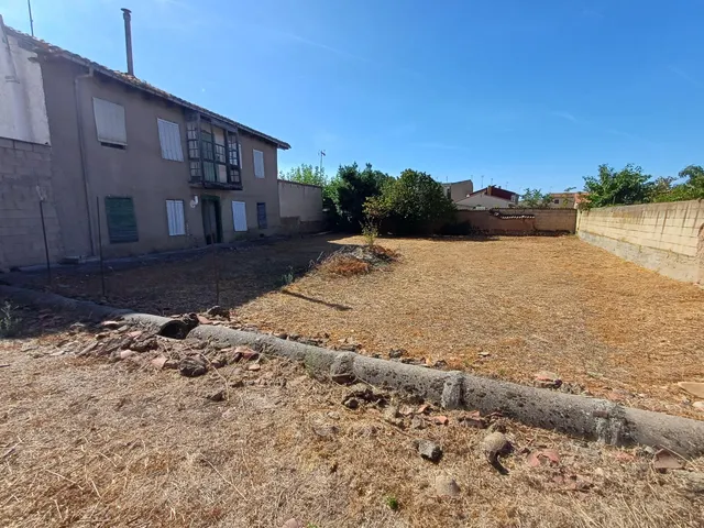 Casa con terreno en Hospital de Órbigo. — 37