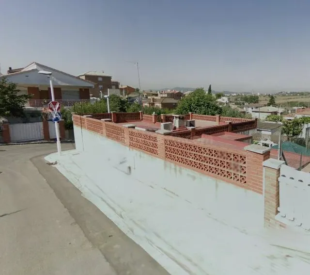 Se vende casa OKUPADA en Calle Passió 10 de Rubí (Barcelona)